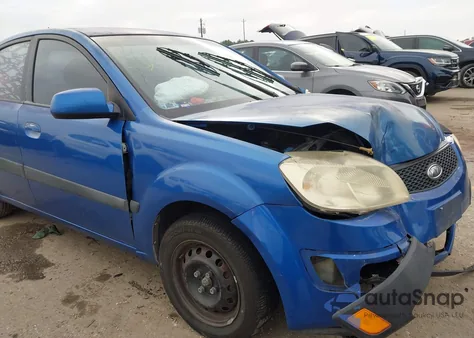 2006 Kia Rio Lx z USA, uszkodzony, nr VIN KNADE123366077741